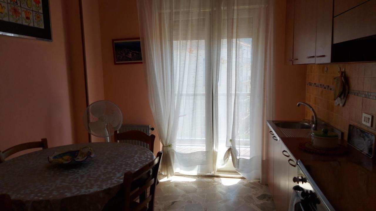 Casa Floridea -Mediterranea Sicilia Apt Cefalu Exterior photo